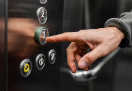 Оператор по диспетчерскому обслуживанию лифтов