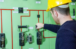 Электромонтажник по распределительным устройствам