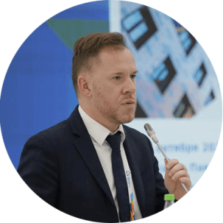 Малахов Павел Васильевич - Заместитель руководителя аппарата – директор Департамента ценообразования, Ассоциации «Национальное объединение строителей» (НОСТРОЙ)