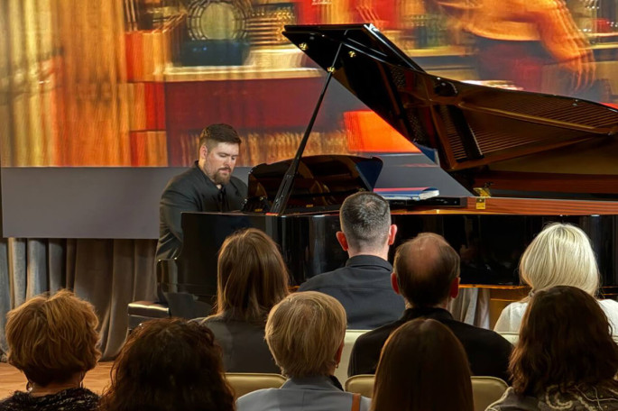 В Антарес-холл прошел концерт «Киномузыка на рояле» 